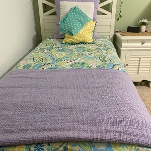 Pottery Barn Teen Duvet Cover, Pillow Sham, Decorative Pillows And Knot Blanket